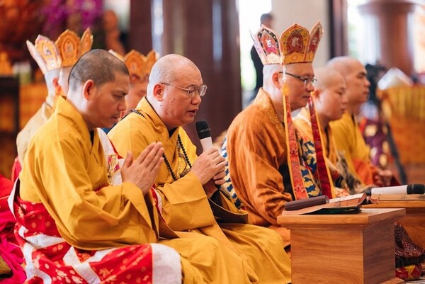 Lễ cúng Ngọ cúng Phật