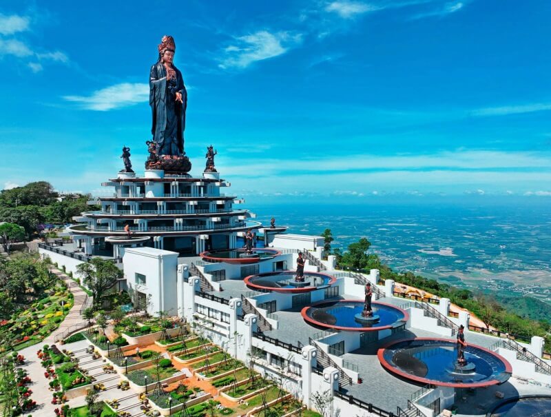Thuê xe đi núi Bà Đen - Thuê xe 7 chỗ, 6 chỗ du lịch Tây Ninh